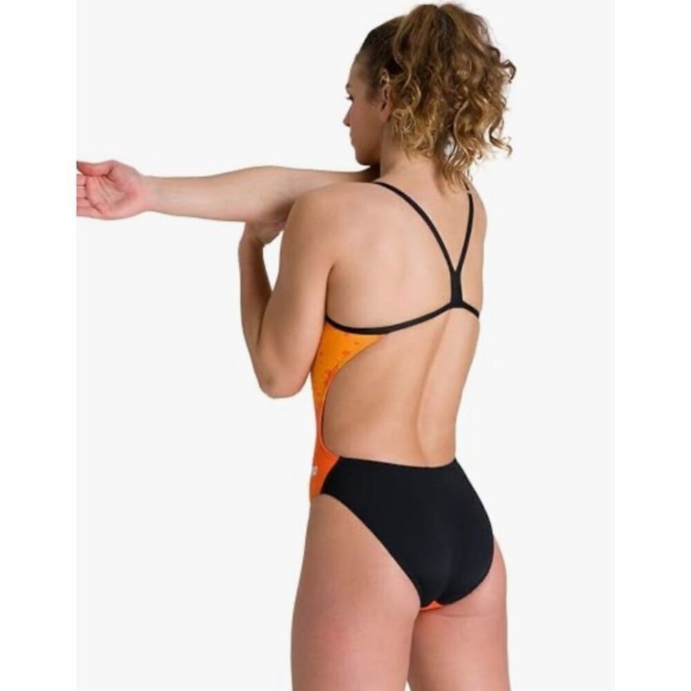 Cute women ARENA Women's ARENA Damen Spraypaint Challenge Back One Piece Swimsui - Picture 3 of 6